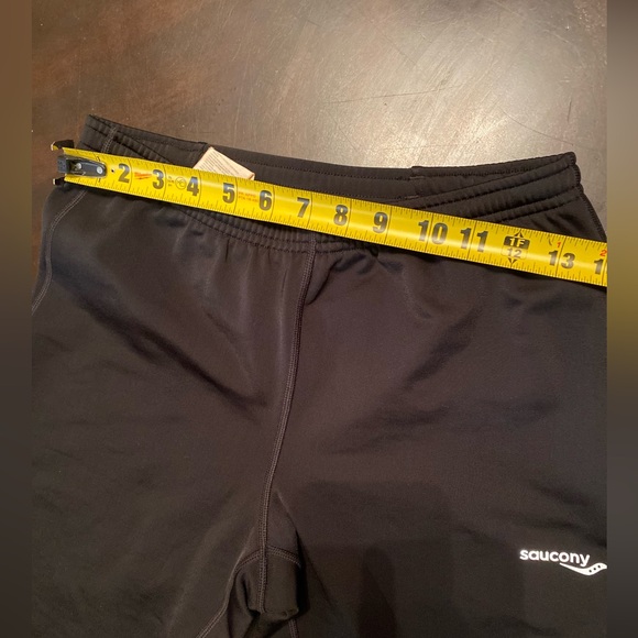 Saucony Athletic running leggings black elastic waist - Picture 4 of 9
